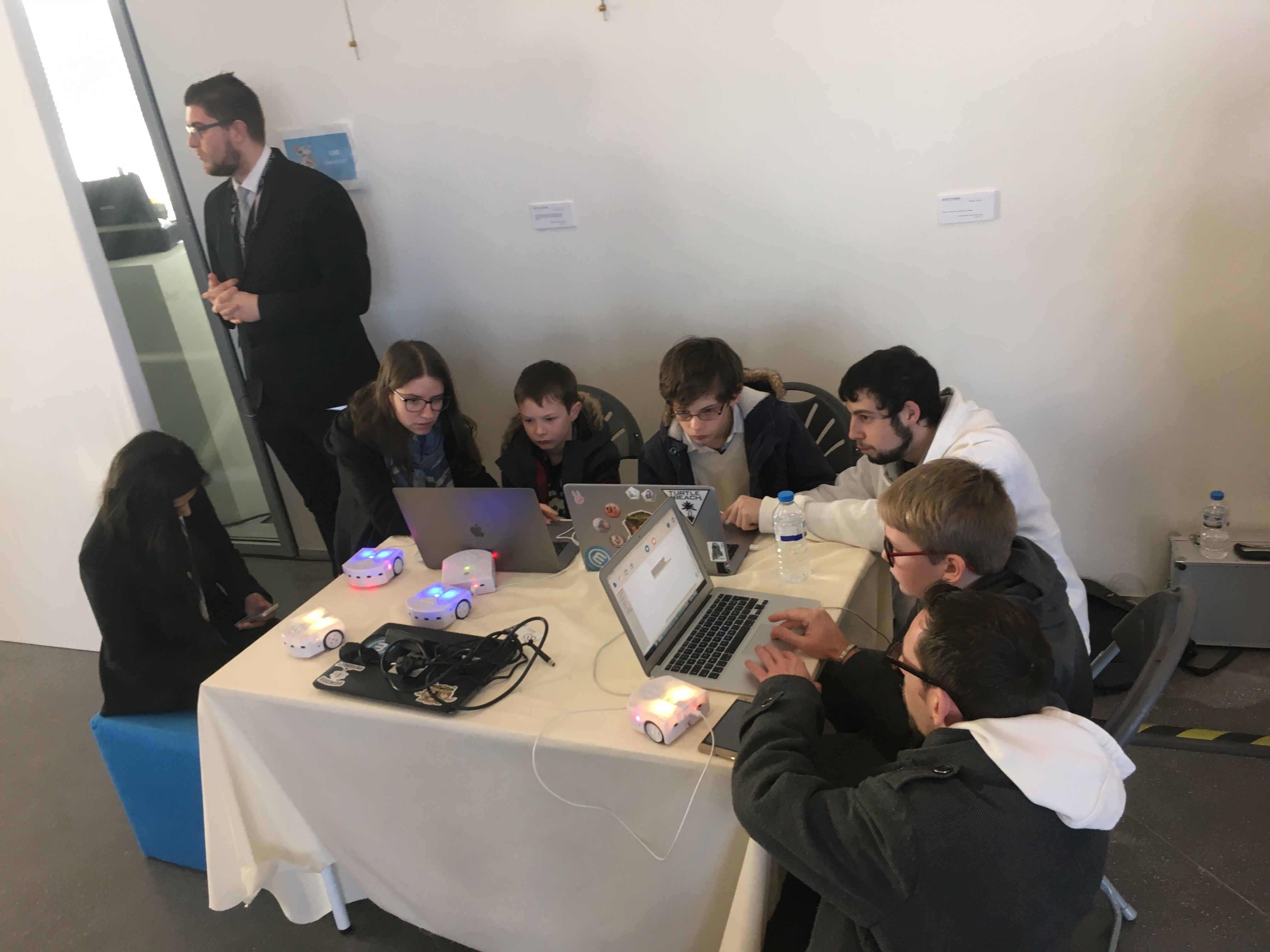 E-mma au Google City Tour Caen - Ateliers Thymio